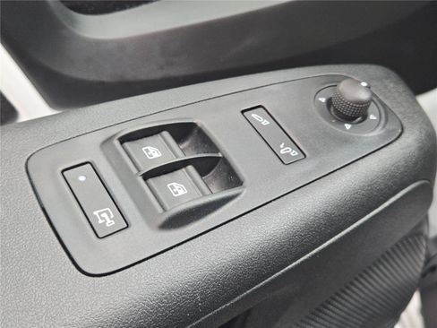 Used 2026 RAM ProMaster 2500 w/ Convenience Group FWD image 22