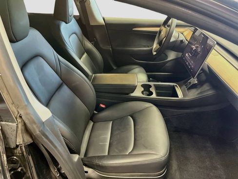 Used 2023 Tesla Model 3 Standard Range RWD image 26
