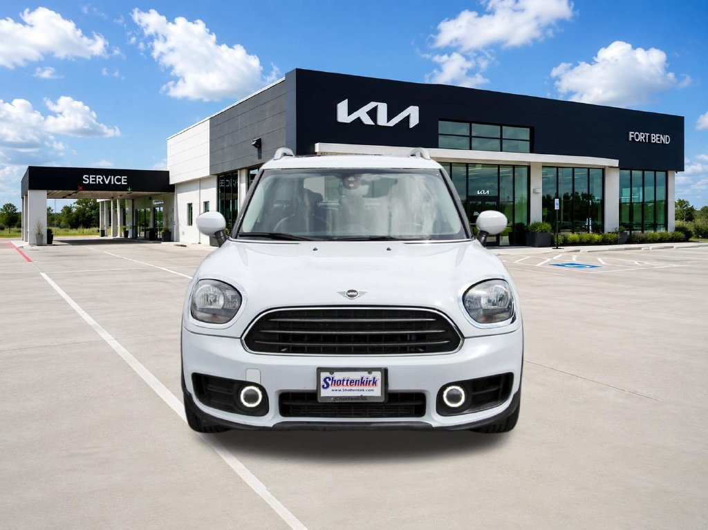 Used 2020 MINI Cooper Countryman FWD image 2