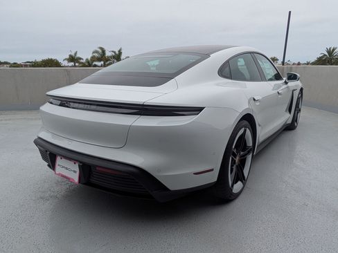 Certified 2025 Porsche Taycan AWD/4WD image 9