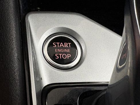 Used 2024 Nissan Altima 2.5 SV FWD image 17