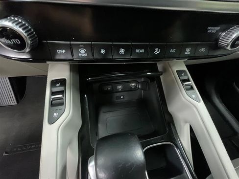 Used 2020 Kia Telluride EX w/ Towing Package FWD image 17