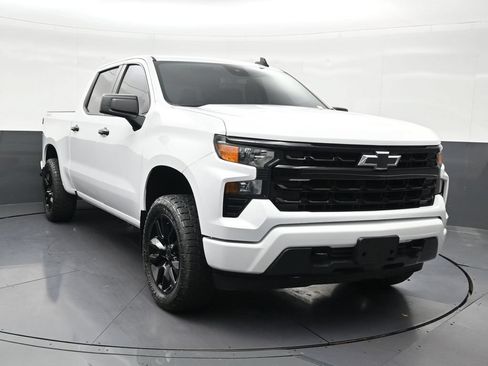Used 2024 Chevrolet Silverado 1500 Custom AWD/4WD image 8