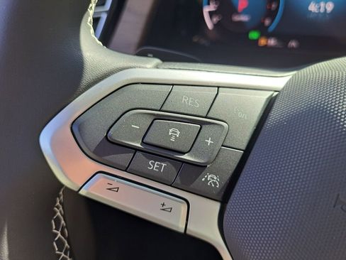 New 2026 Volkswagen Atlas SE image 13