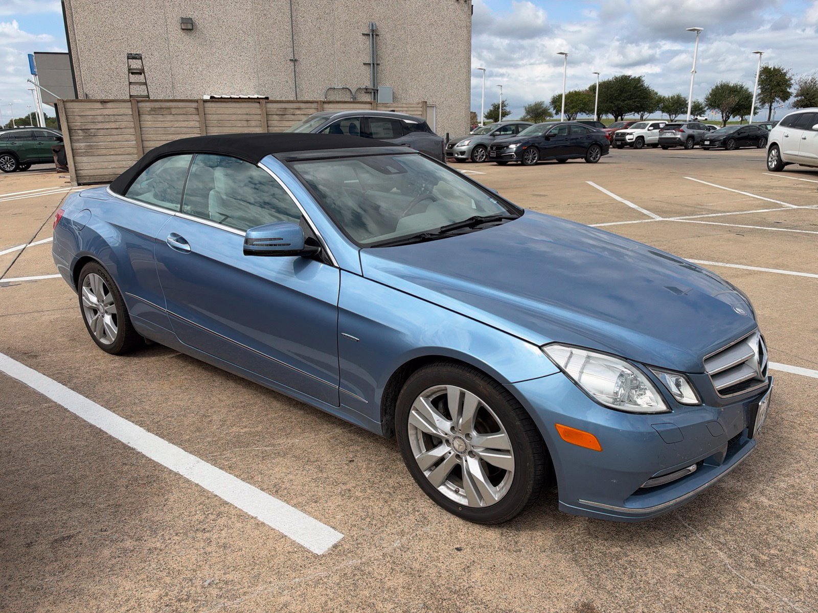 Used 2012 Mercedes-Benz E 350 Cabriolet image 2