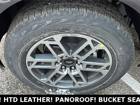 New 2025 Ford Expedition Max Active image 33