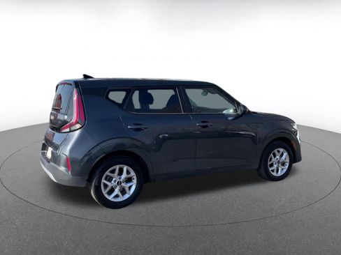 Used 2025 Kia Soul LX w/ LX Technology Package image 15