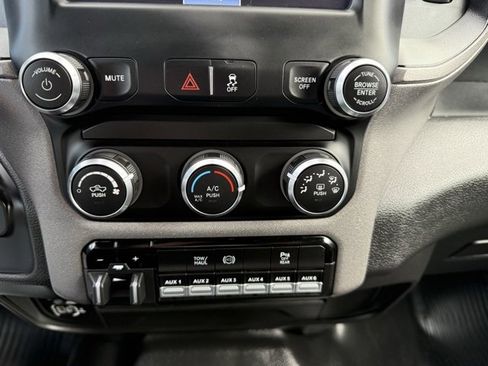 Used 2022 RAM 3500 Tradesman w/ Chrome Appearance Group image 22