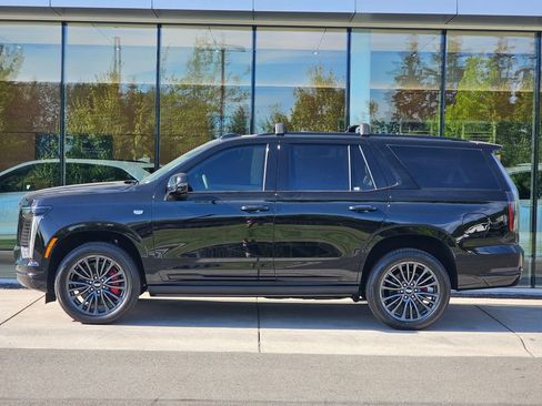 New 2026 Cadillac Escalade Platinum Sport AWD/4WD image 2