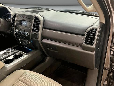 Used 2018 Ford Expedition Max XLT w/ Cargo Package AWD/4WD image 26