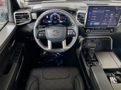 Used 2024 Toyota Sequoia SR5 image 21