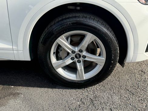 Used 2021 Audi Q5 2.0T Premium w/ Convenience Package AWD/4WD image 9