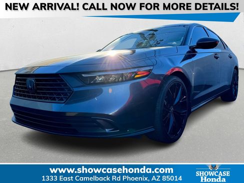 Used 2023 Honda Accord EX image 1
