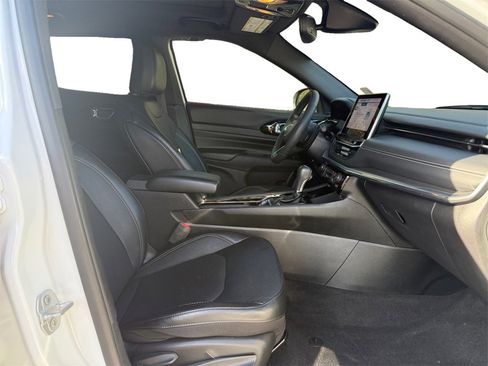 Used 2023 Jeep Compass High Altitude image 15