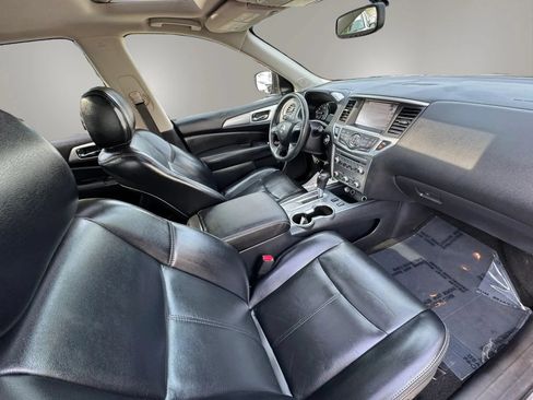 Used 2017 Nissan Pathfinder SL w/ SL Premium Package FWD image 19