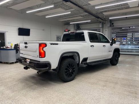 New 2026 Chevrolet Silverado 2500 LT w/ Trail Boss Package AWD/4WD image 5