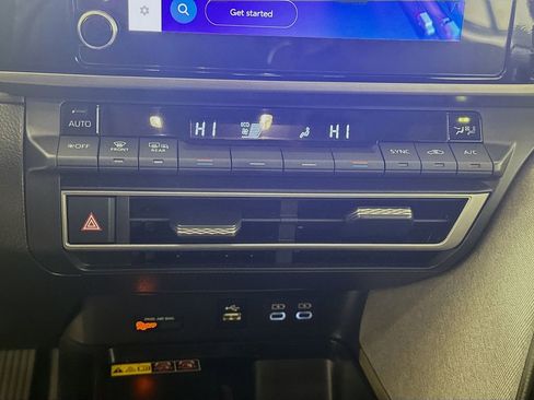 Certified 2025 Toyota Camry LE image 14