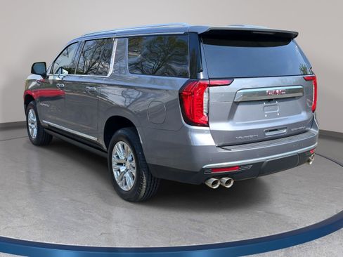 Used 2022 GMC Yukon XL Denali AWD/4WD image 7