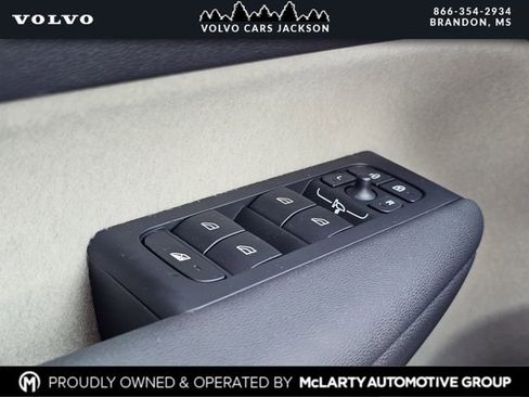 New 2026 Volvo XC40 B4 Plus w/ Protection Package Premier image 16