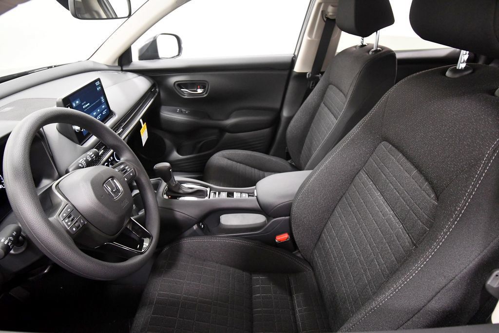 New 2027 Honda HR-V LX image 11
