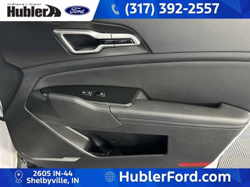 Used 2024 Kia Sportage EX FWD image 23
