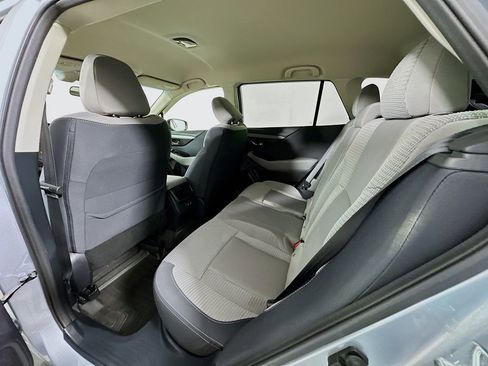 Used 2021 Subaru Outback Premium AWD/4WD image 4