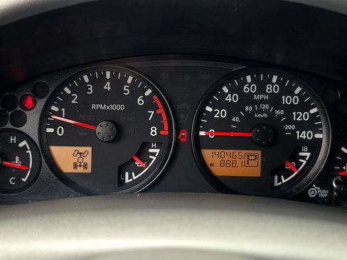 Used 2013 Nissan Frontier SV AWD/4WD image 16