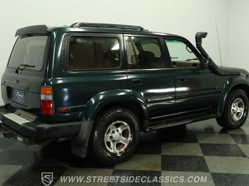 Used 1997 Toyota Land Cruiser w/ Collector's Edition Pkg AWD/4WD image 12
