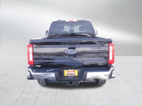 Used 2024 Ford F250 XLT image 6