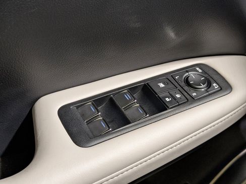 Used 2020 Lexus RX 450h AWD w/ Premium Package image 31