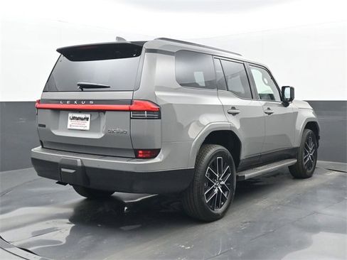 Used 2026 Lexus GX 550 w/ Accessory Package (2T) image 6