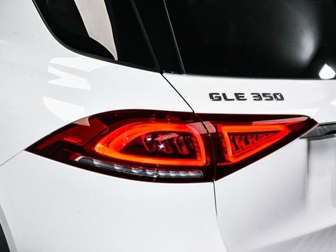 Used 2022 Mercedes-Benz GLE 350 4MATIC w/ Premium Package image 86