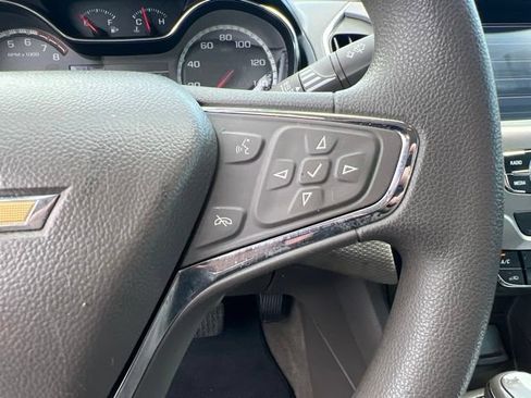 Used 2018 Chevrolet Cruze LT w/ Sun And Sound Package FWD image 15