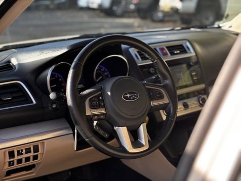 Used 2015 Subaru Legacy 2.5i Premium w/ Moonroof Package image 7