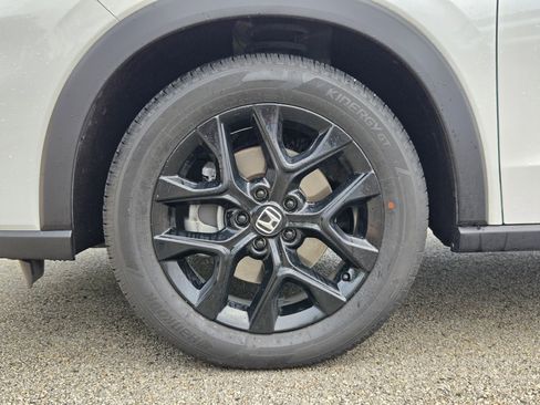 Used 2025 Honda HR-V Sport image 32