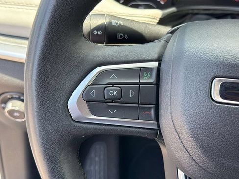 Used 2025 Jeep Compass Limited AWD/4WD image 21