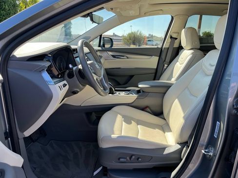 Used 2024 Cadillac XT5 Premium Luxury w/ Technology Package FWD image 20