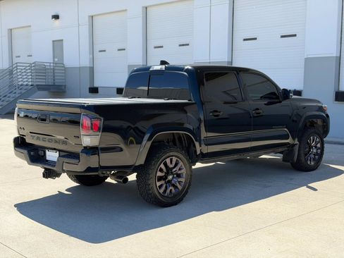Used 2021 Toyota Tacoma Limited w/ Nightshade Package AWD/4WD image 6