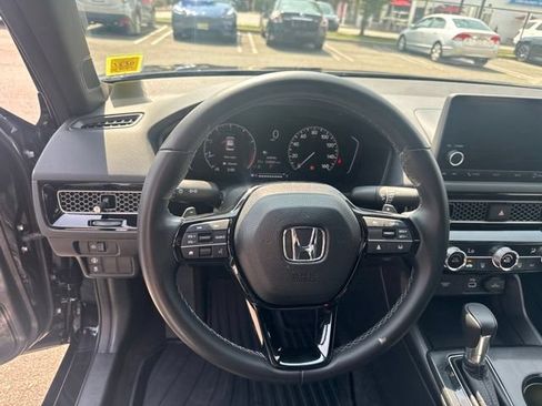 Used 2023 Honda Civic Sport image 14