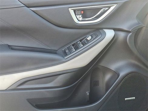Used 2023 Subaru Forester Limited image 13