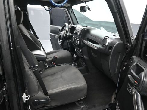 Used 2016 Jeep Wrangler Unlimited Sport w/ Quick Order Package 24S image 27