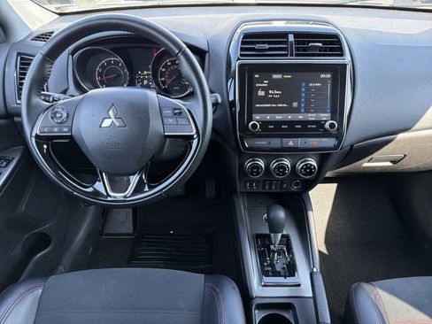 Used 2024 Mitsubishi Outlander Sport SE AWD/4WD image 32