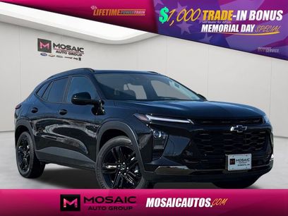 Used 2025 Chevrolet Trax ACTIV w/ Sunroof Package
