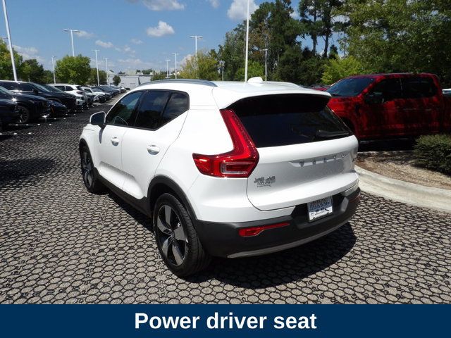 Used 2019 Volvo XC40 T5 Momentum AWD/4WD image 10