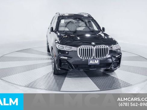 Used 2022 BMW X7 xDrive40i w/ M Sport Package image 16