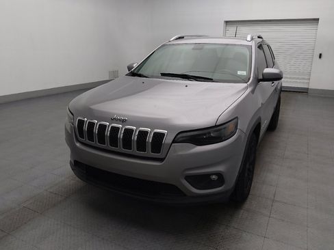 Used 2019 Jeep Cherokee Latitude w/ Popular Appearance Group FWD image 15