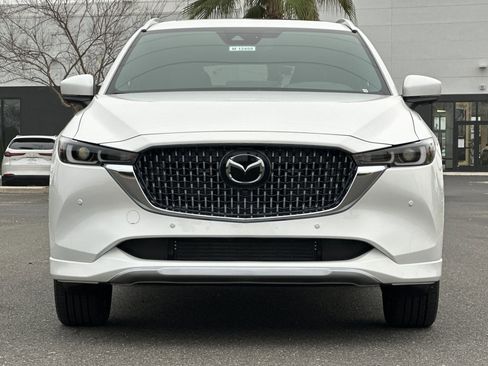 New 2025 MAZDA CX-5 Signature image 9