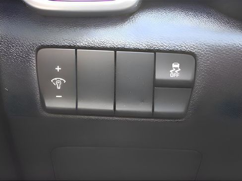 Used 2019 Kia Sportage LX image 21