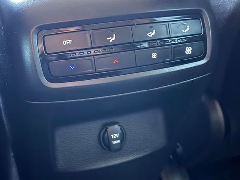 Used 2021 Hyundai Palisade SE FWD image 14
