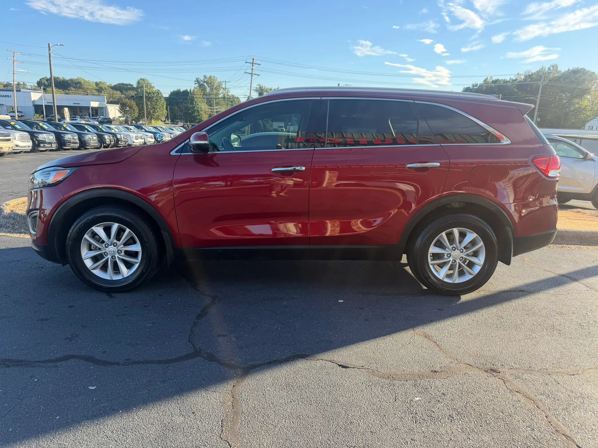 Used 2017 Kia Sorento FWD w/ LX Convenience Package image 4
